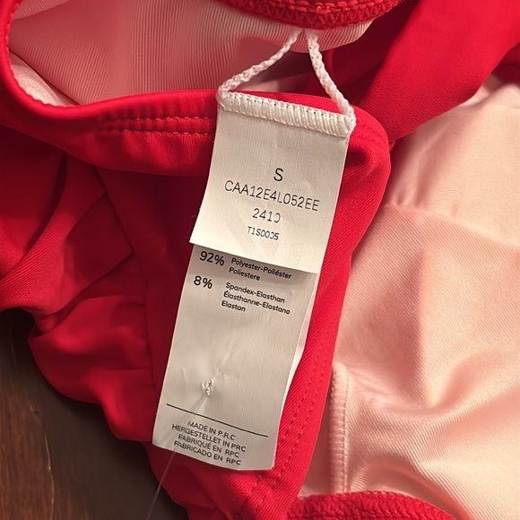 Brand New Cupshe Red One-Piece Swimsuit Cutouts V-Neck Criss Cross Tie Back - Picture 14 of 16